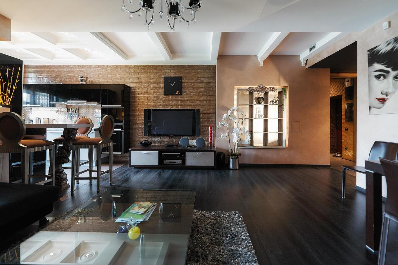 So Fashionable Apartment In The Heart Of Minsk Exteriér fotografie