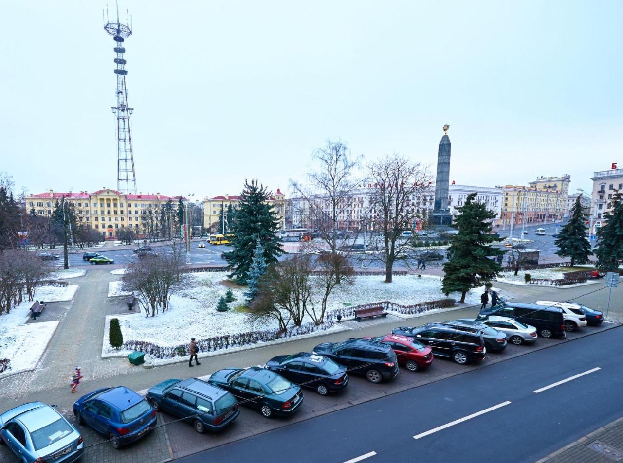 So Fashionable Apartment In The Heart Of Minsk Exteriér fotografie